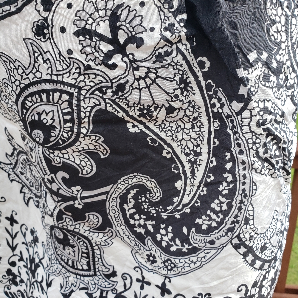 ++ SILK Pasley Black and White Cami Tank Blouse THE LTD Sz S - Picture 10 of 13